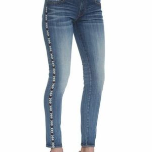 Driftwood Embroidered Marilyn Jeans Sz 27